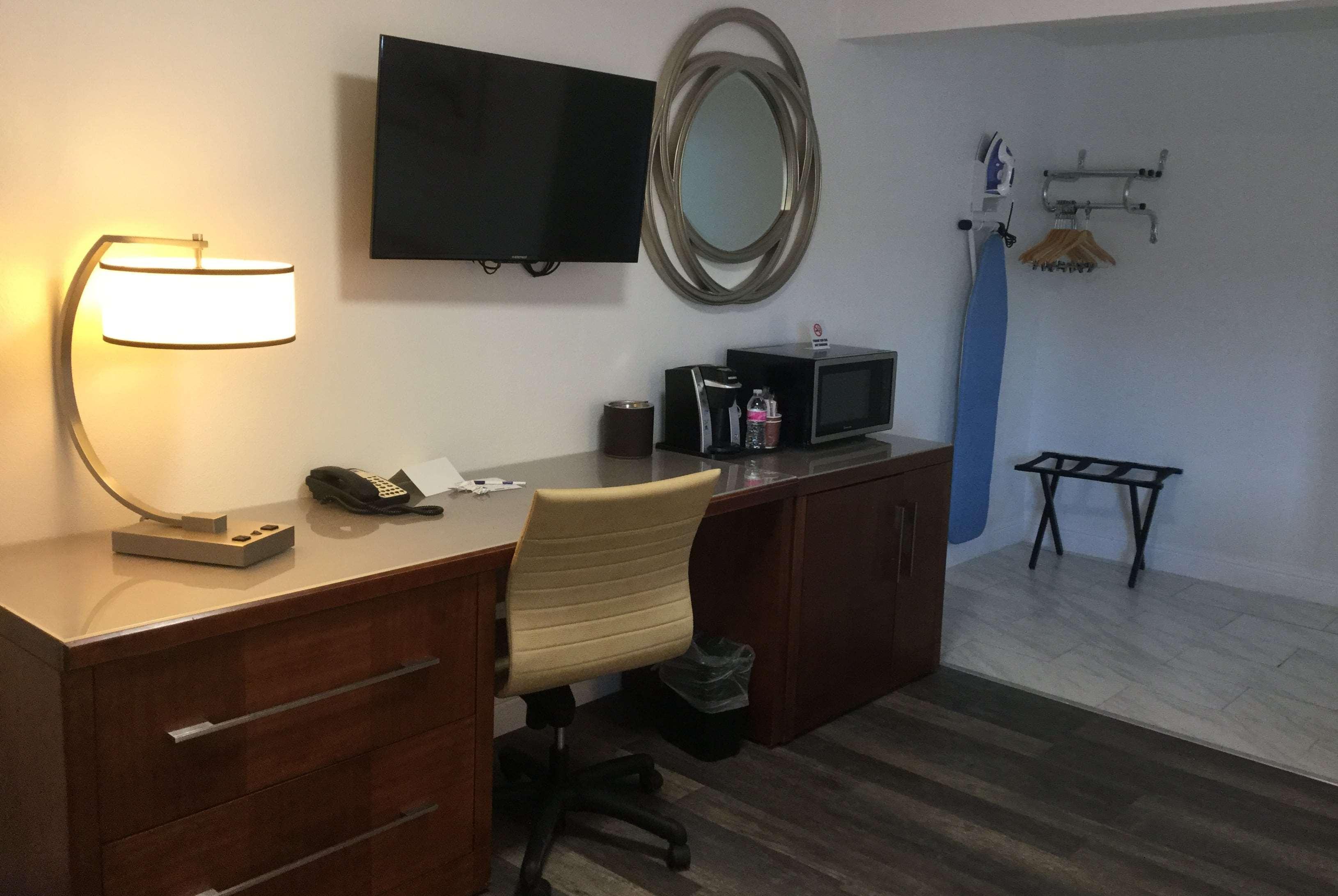 Travelodge By Wyndham Crescent City Bagian luar foto