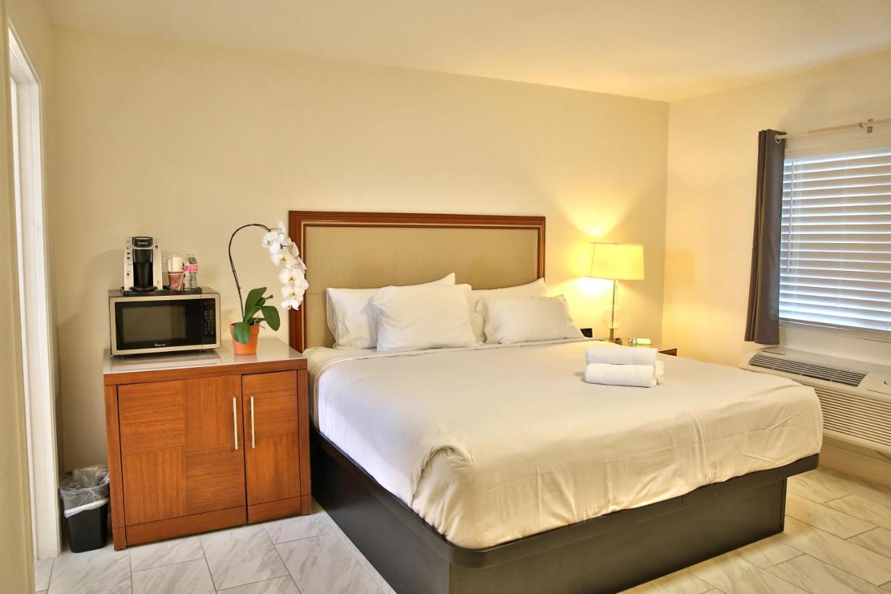 Travelodge By Wyndham Crescent City Bagian luar foto